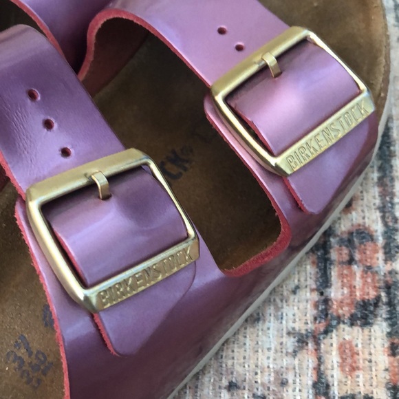 metallic pink birkenstocks